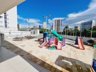 Apartamento de 188m² no Porto Fino com 4 suítes no Calhau