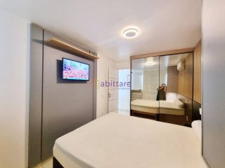 Alugo Unique Mobiliado, fino acabamento, lado mar ventilado.