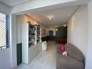 Apartamento no Edifício Praia Grande  - 94m² andar baixo 3 qts