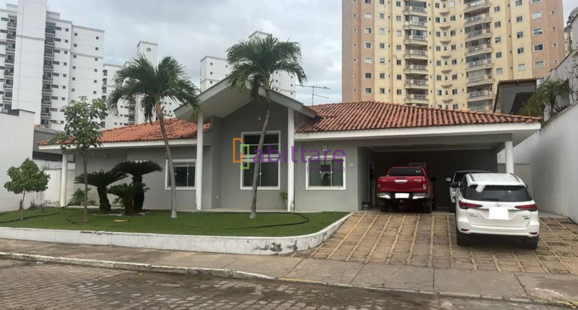 Casa no Condomínio Golden Green com 4 suítes - Olho D'água
