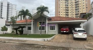 Casa no Condomínio Golden Green com 4 suítes - Olho D'água