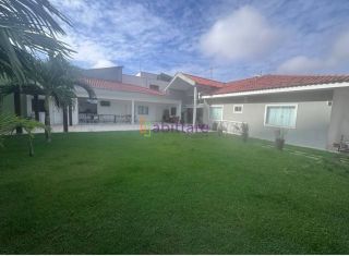 Casa no Condomínio Golden Green com 4 suítes - Olho D'água