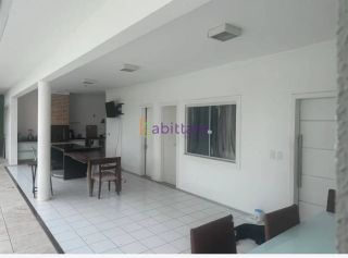 Casa no Condomínio Golden Green com 4 suítes - Olho D'água