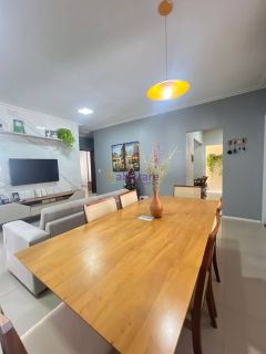 Casa no Condomínio Itaparica com 3 quartos (2 suítes) na Av Mário Andreazza