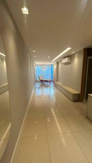 Edifício Turim, no Calhau - Apartamento semi-mobiliado de 77m² com 2 quartos (1 suíte)