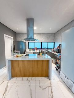 Casa no Damha Araçagy com 4 suítes + espaço gourmet com piscina
