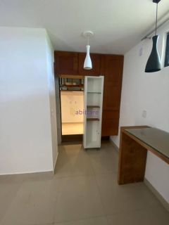 Alugo - Apartamento no Dellamare na Ponta do Farol com 3 suítes