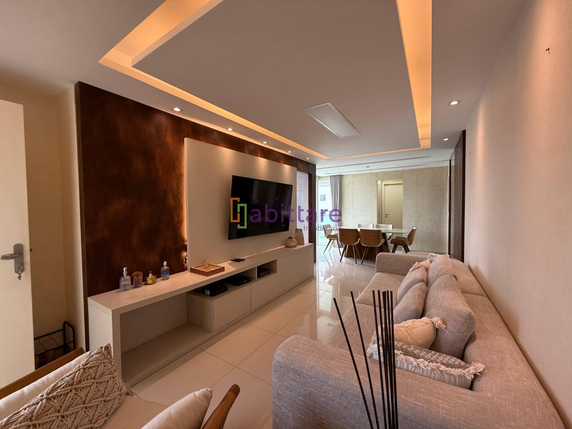 Apartamento de 105m² com 03 quartos (2 suítes) no Alto do Renascença