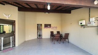 Casa no Condomínio Madri de 347m², 3 quartos na rua do Aririzal