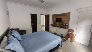 Casa no Condomínio Madri de 347m², 3 quartos na rua do Aririzal