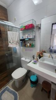 Casa no Condomínio Madri de 347m², 3 quartos na rua do Aririzal