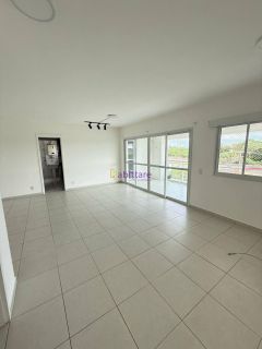 Apartamento de 131m² com 3 suítes no Jardim de Vêneto