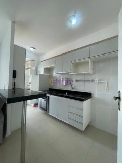 Alugo apartamento no Brisas Life semi - mobiliado com 2 quartos (1 suíte) no Altos do Calhau