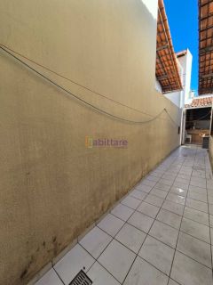 Casa no Condomínio Avalon com 4 quartos (1 suíte) no D'água