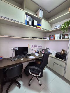 Casa no Condomínio Avalon com 4 quartos (1 suíte) no D'água