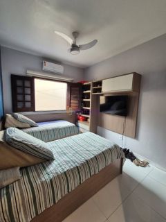 Casa no Condomínio Avalon com 4 quartos (1 suíte) no D'água