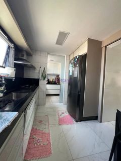 Vendo apartamento no Condomínio Toulon na Ponta do Farol