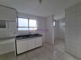 Vendo apartamento no Condomínio Toulon na Ponta do Farol