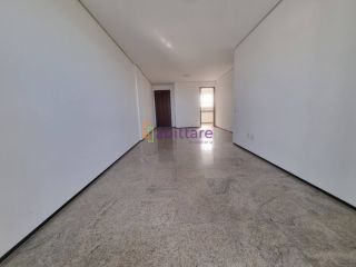 Vendo apartamento no Condomínio Toulon na Ponta do Farol