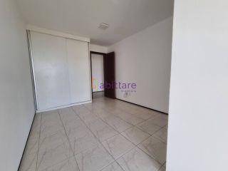 Vendo apartamento no Condomínio Toulon na Ponta do Farol