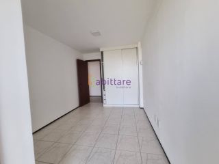 Vendo apartamento no Condomínio Toulon na Ponta do Farol