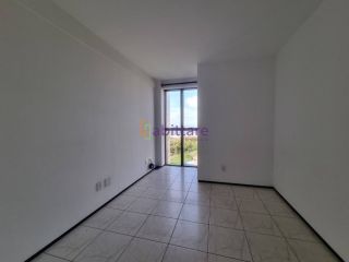 Vendo apartamento no Condomínio Toulon na Ponta do Farol