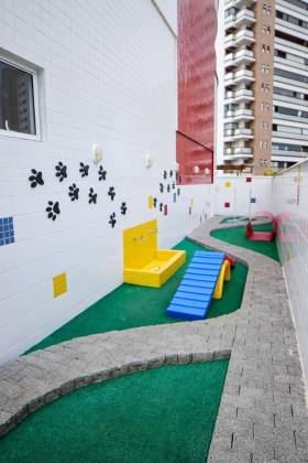 Edifício Monte Fuji - Apartamento de 100m² com 02 quartos (1 suíte com closet) na Ponta do Farol.