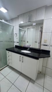 Apartamento com 3 quartos (2 semi suítes) no Ed. Montreal - Renasncença