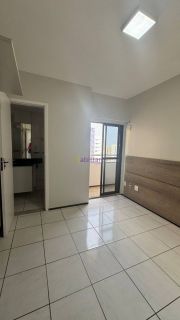 Apartamento com 3 quartos (2 semi suítes) no Ed. Montreal - Renasncença