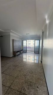 Apartamento com 3 quartos (2 semi suítes) no Ed. Montreal - Renasncença