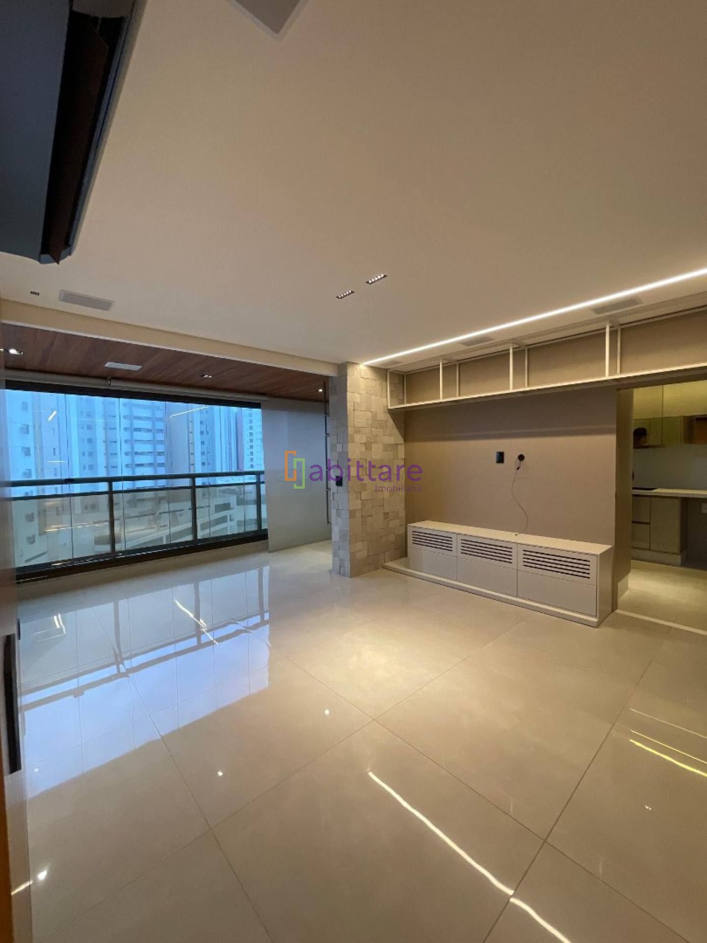 Vendo no Cond. Porto Farol – Apartamento de 109m² com 3 suítes