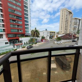 Vendo no Cond. Porto Farol – Apartamento de  119m² com 3 suítes