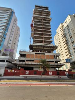Alugo apartamento no condominio Quartier - 4 suítes