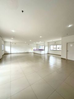 Condomínio Turim - Apartamento de 77m² MOBILIADO com 2 suítes no Calhau