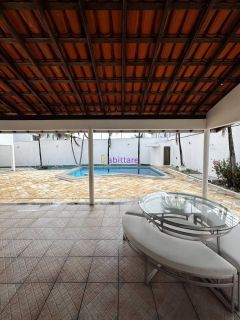 Casa duplex de 498m² com 4 suítes e área lazer no Quintas do Calhau (lado praia)