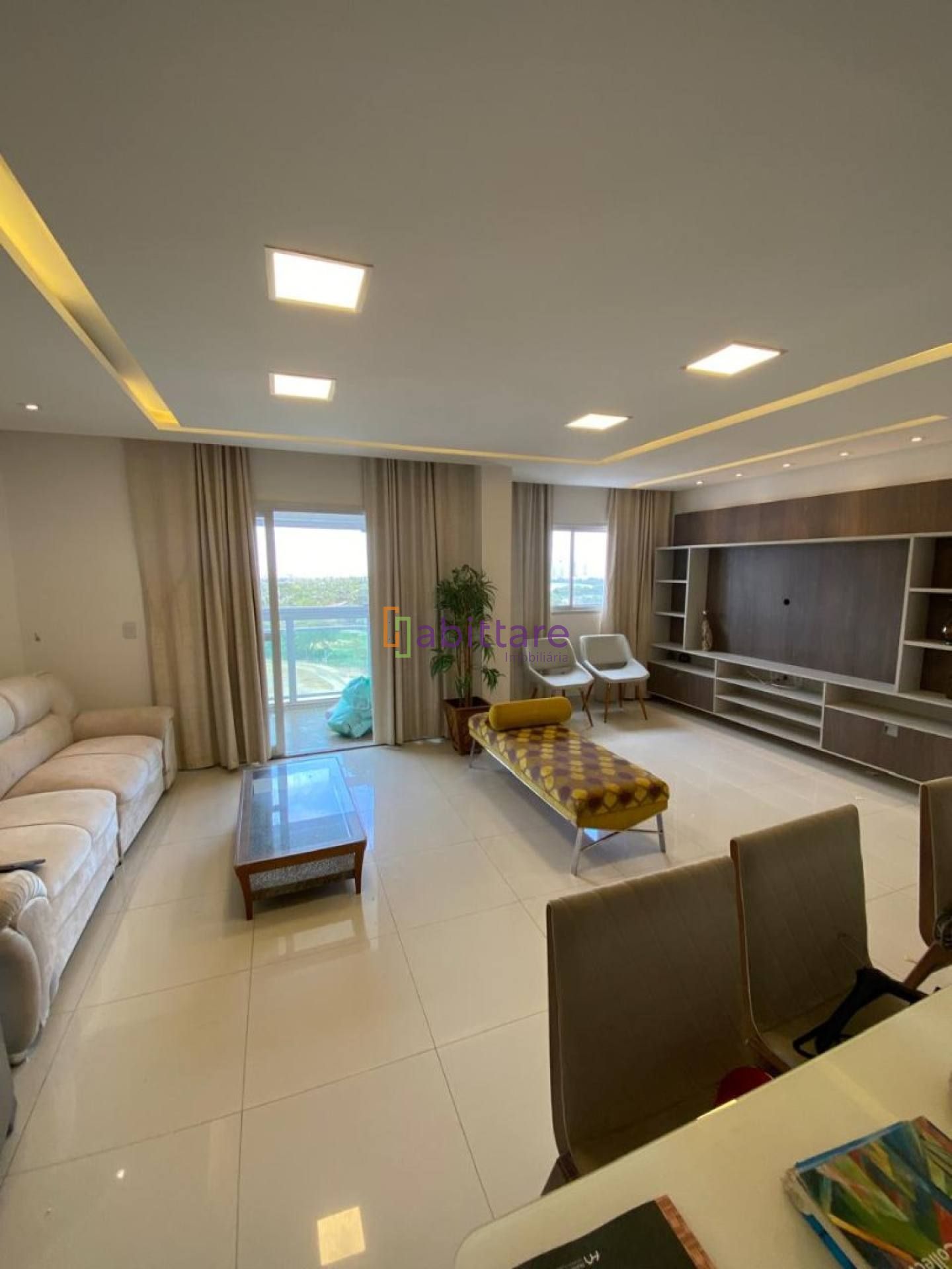 Alugo apto semi-mobiliado 88m² no Reserva Lagoa com 3 quartos ( 2 suíte).