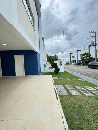 Casa de condomínio no Araçagy de 135m² com 3 quartos (1 suíte) + quintal amplo - MOBILIADA.