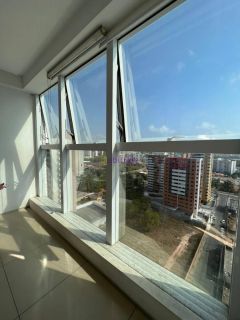 Apartamento de 82m² na Ponta do Farol com 03 quartos.