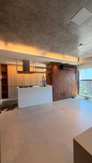 Apartamento de 82m² na Ponta do Farol com 03 quartos.