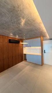 Apartamento de 82m² na Ponta do Farol com 03 quartos.