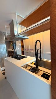 Apartamento de 82m² na Ponta do Farol com 03 quartos.
