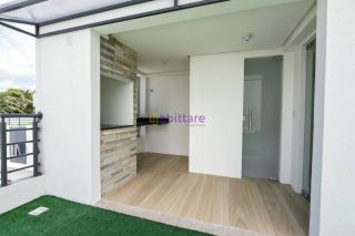 Triplex de 199m² no Condomínio Berlin com 04 suítes (01 master) + lazer privativo