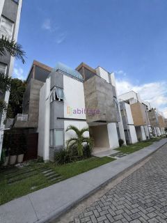 Casa de 199m² no Condomínio Berlin com 04 suítes (01 master) + lazer privativo.