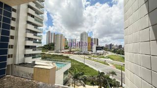 Alugo Flat  com 1 quarto no Edfício Biarritz - Na entrada da Litorânea