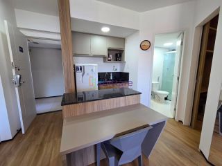 Alugo Flat  com 1 quarto no Edfício Biarritz - Na entrada da Litorânea