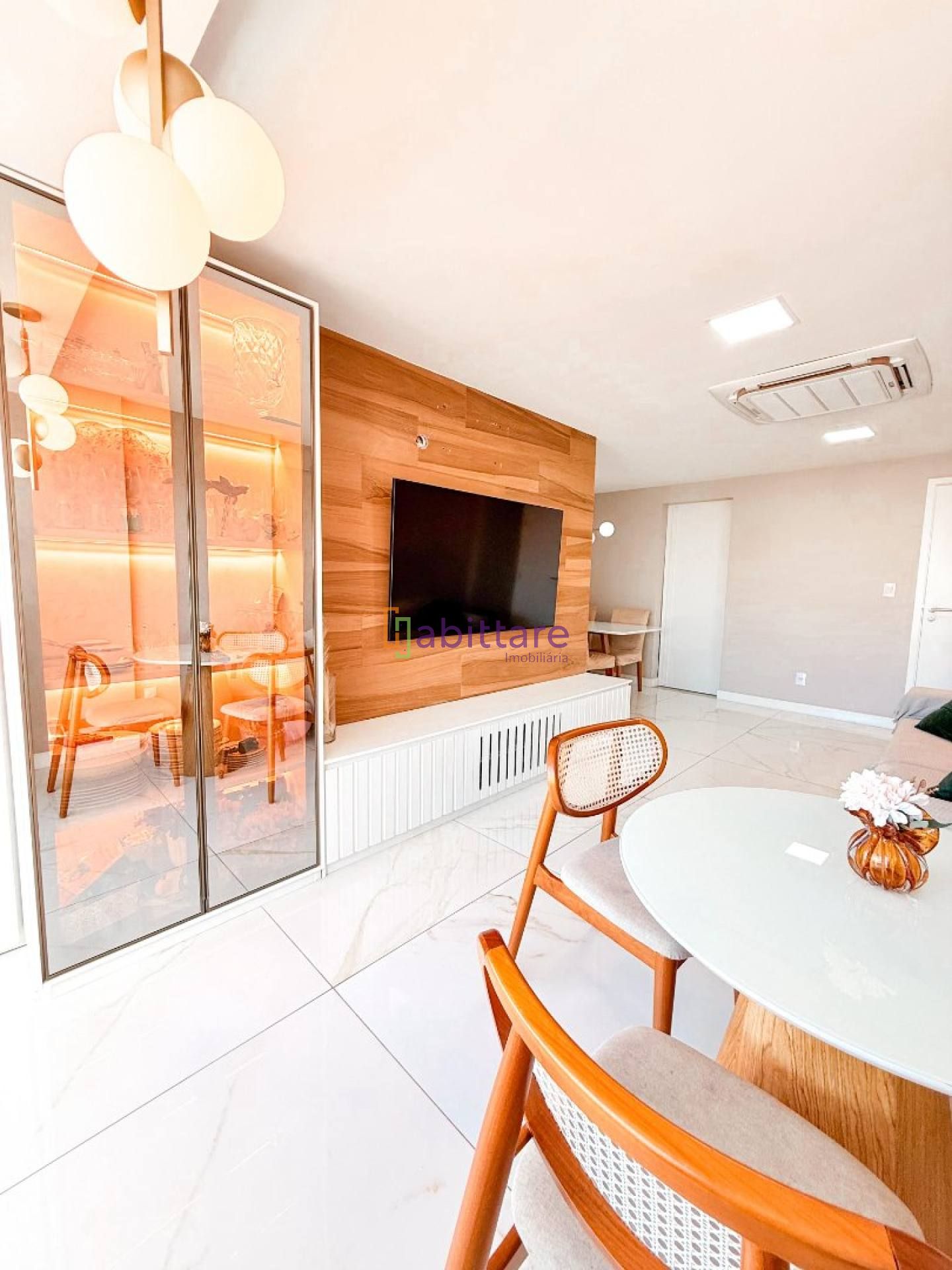 Apartamento de 72m² com 02 quartos (01 suíte) no Nautic Residence - Península