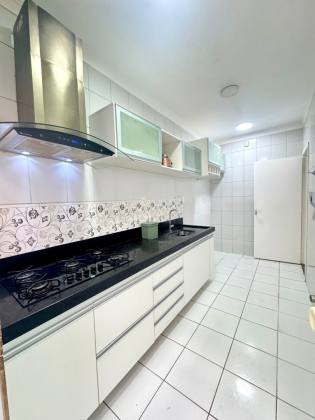 Alugo casa Cond. próximo a Pet Land na Cohama -  com 4 quartos (1 suíte)