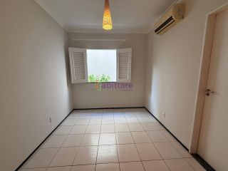 Casa com 3 quartos (1 suíte) no Condomínio Zeus - Turu