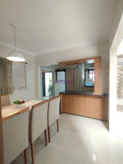 Casa no Condomínio Zeus I com 3 quartos (2 suíte)