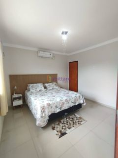 Casa no Condomínio Zeus I com 3 quartos (2 suíte)